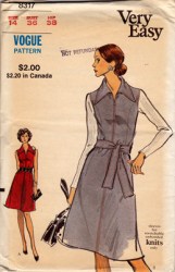 8317 EZ 1972 VOG ZIP A-DRESS SLVS OR NOT, BELT PATTERN 14 36